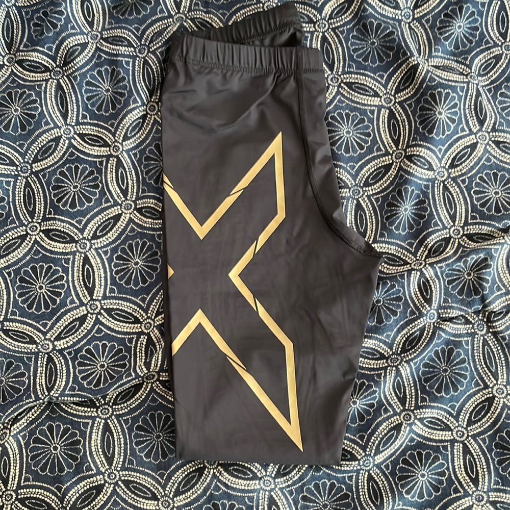 2XU Black Gold MCS Compression Legging Medium